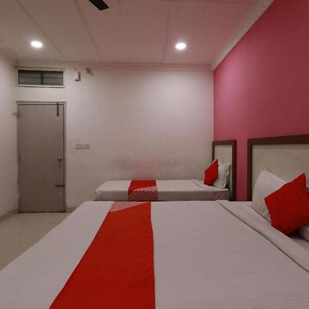 Hotel Abhimani Inn Bangalore Eksteriør billede