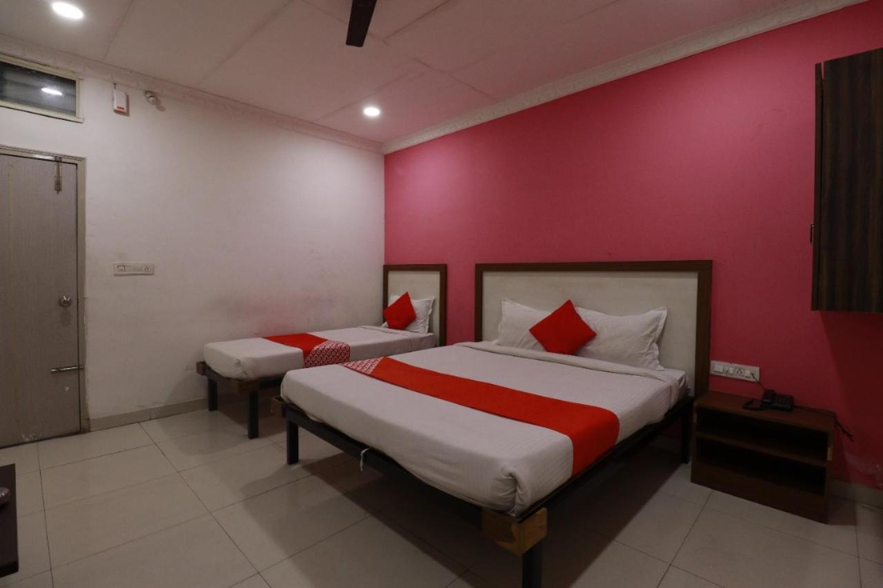 Hotel Abhimani Inn Bangalore Eksteriør billede