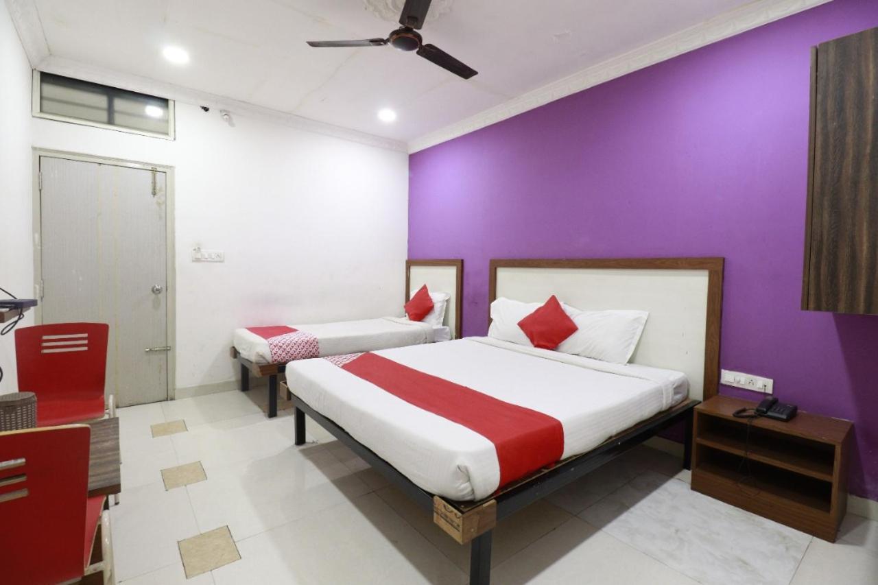 Hotel Abhimani Inn Bangalore Eksteriør billede